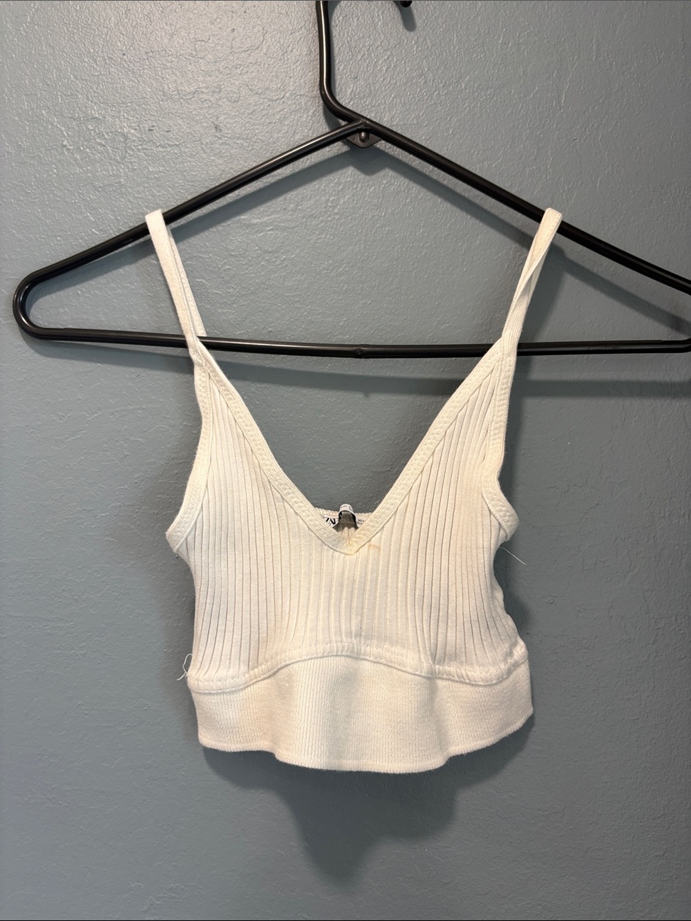Zara Cream Ribbed V-Neck Cropped Camisole